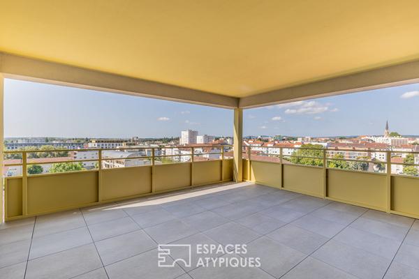 Dernier étage avec terrasses et vue dégagée