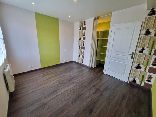 A LOUER MIRE Belle Maison T5 de 146 m2