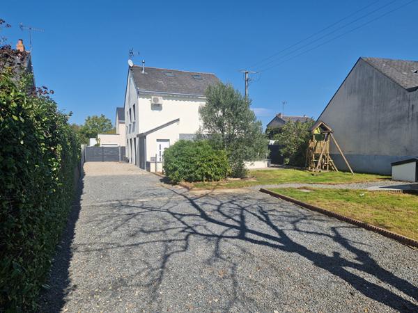 A LOUER MIRE Belle Maison T5 de 146 m2