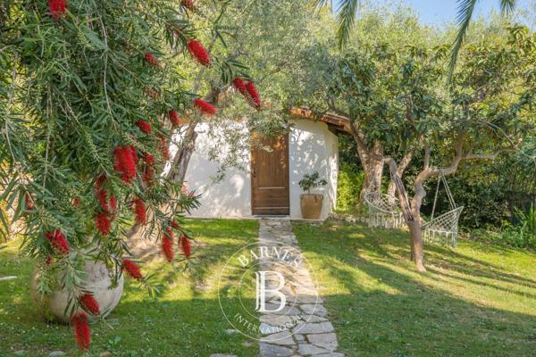 Mougins, Villa 4 Chambres -  198 m² à vendre