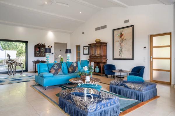 Mougins, Villa 4 Chambres -  198 m² à vendre