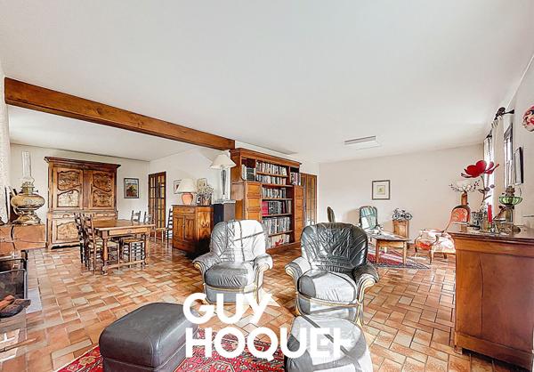 Maison Charnay Les Macon 8 pièce(s) 174 m2