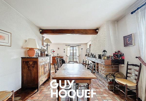 Maison Charnay Les Macon 8 pièce(s) 174 m2