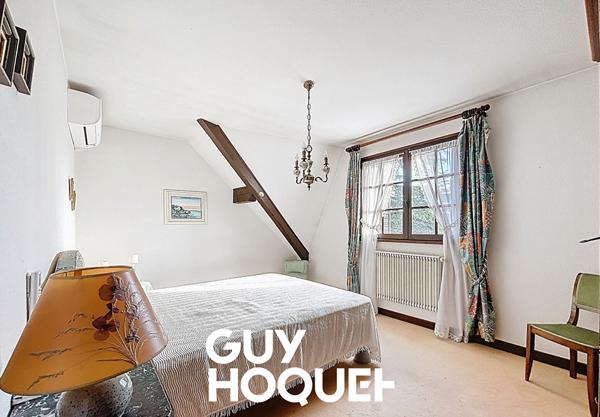 Maison Charnay Les Macon 8 pièce(s) 174 m2