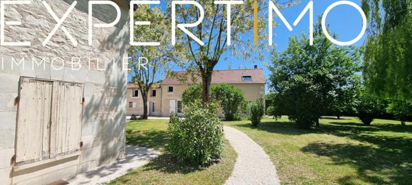Ouzilly (86380) Longère de charme à fort potentiel avec dépendances et grand terrain piscinable