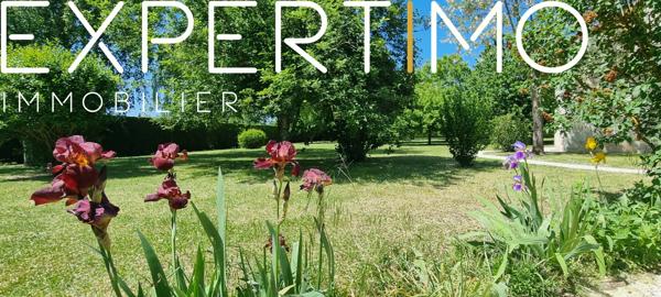 Ouzilly (86380) Longère de charme à fort potentiel avec dépendances et grand terrain piscinable