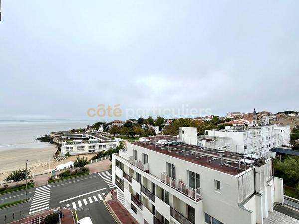Vente
                Appartement90 m² - 4 Pièces -
                    ROYAN (17200)