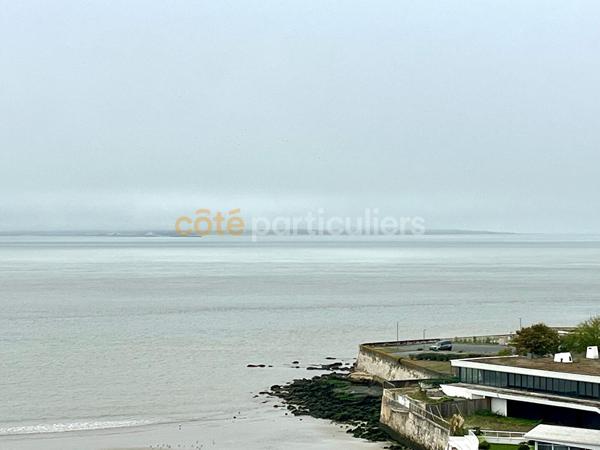 Vente
                Appartement90 m² - 4 Pièces -
                    ROYAN (17200)