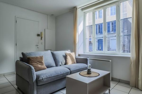 Location / Appartement T2 à Pau (64000)