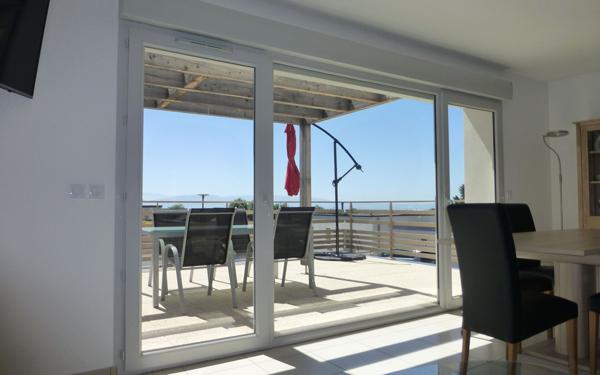 Maison à louer    4 pièces • 88,50 m2 Gex