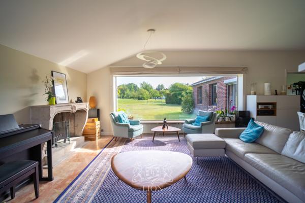 Maison de plain-pied en premier rang golf de Brigode