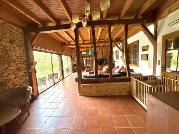 Maison à vendre |  Le Bugue |  6 pièces | 202 m²