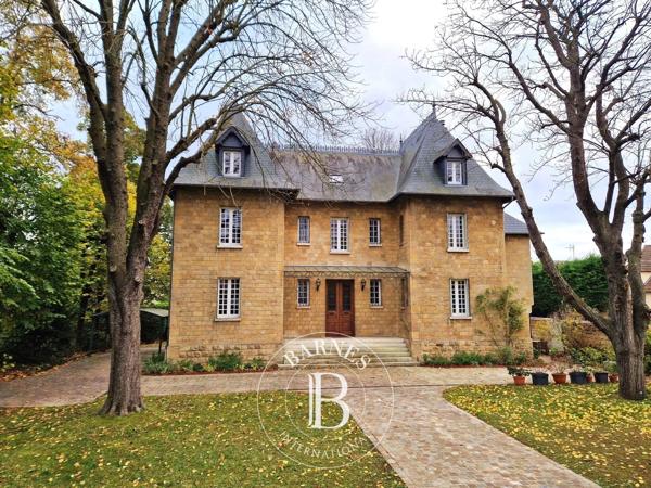 Cergy, Maison 5 Chambres -  291 m² à vendre