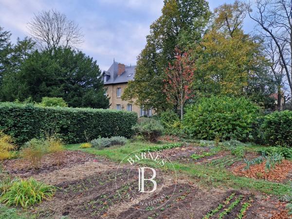 Cergy, Maison 5 Chambres -  291 m² à vendre