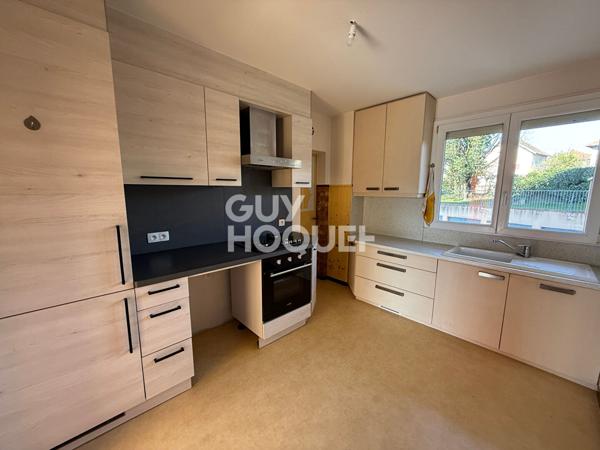 Quartier Saint Claude, appartement familial 4 chambres, 95 m² traversant