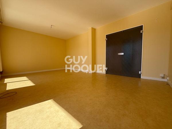 Quartier Saint Claude, appartement familial 4 chambres, 95 m² traversant