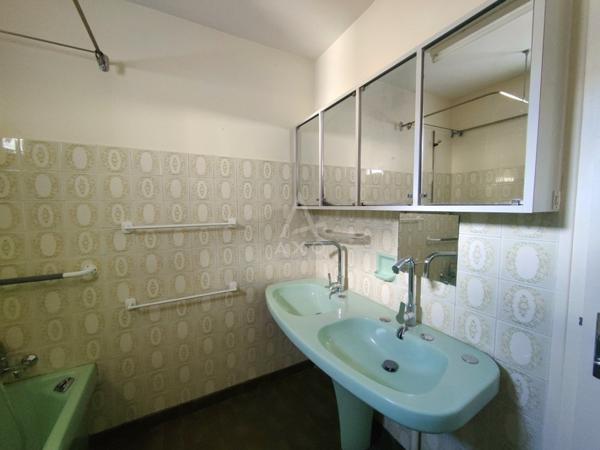 MAISON 5 CHAMBRES CENTRE DE CHATEAUNEUF