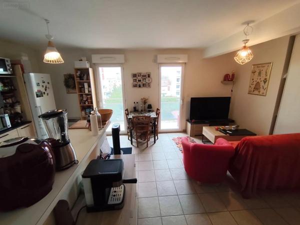 Location - Appartement Clermont-Ferrand 63000 2 pièces 40 m 2