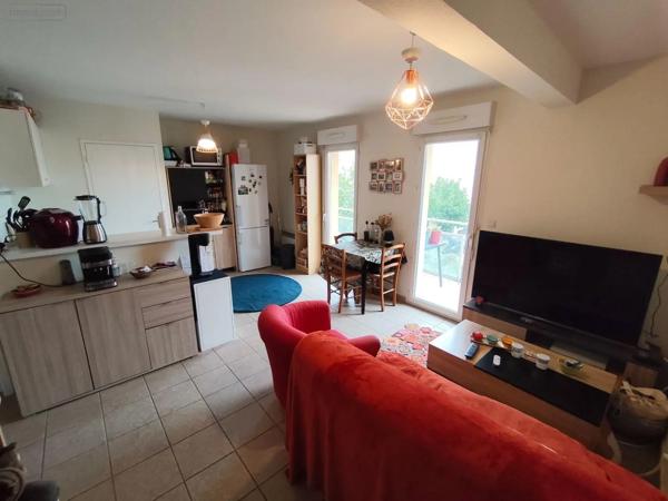 Location - Appartement Clermont-Ferrand 63000 2 pièces 40 m 2