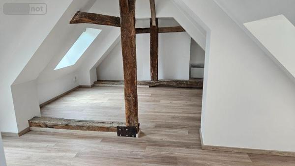 Immeuble de rapport à vendre à La Suze-sur-Sarthe dans la Sarthe (72210), ref : HB-1770