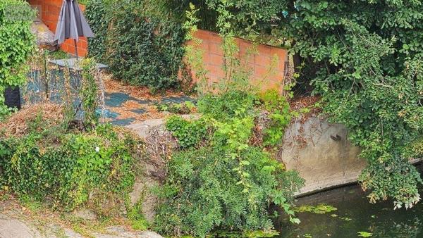 Immeuble de rapport à vendre à La Suze-sur-Sarthe dans la Sarthe (72210), ref : HB-1770