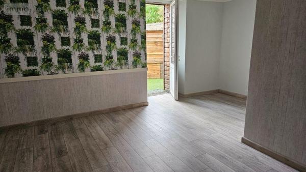 Immeuble de rapport à vendre à La Suze-sur-Sarthe dans la Sarthe (72210), ref : HB-1770