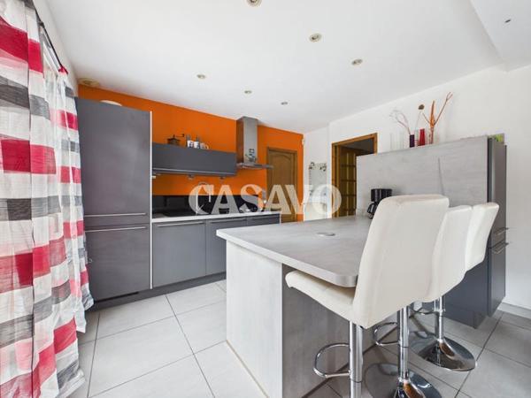 Vente Maison 5 pièces de 114m² - 69410 Champagne-au-Mont-d'Or