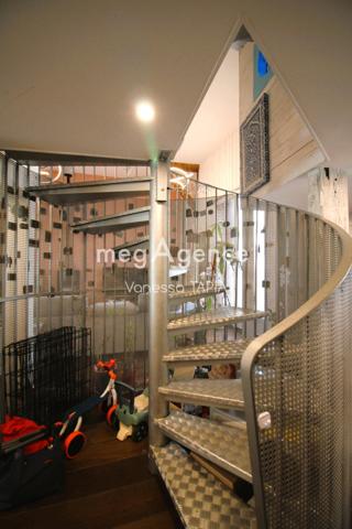 Maison à ROMILLY-SUR-SEINE, 10100 - 6 pièces 175m²