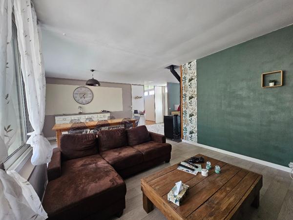 Maison Roullet Saint Estephe 4 pièce(s) 94 m2 proche Angoulême (16000)