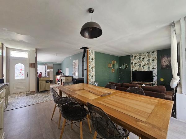 Maison Roullet Saint Estephe 4 pièce(s) 94 m2 proche Angoulême (16000)