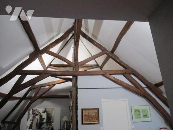 A vendre à Saint André Les Vergers, magnifique longère de 217m²pleine de charme et d'authentici...