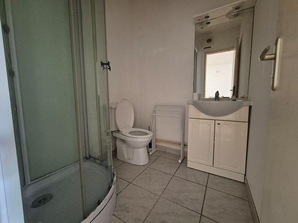 Maison T3 de 42 m² avec garage et cour de 35 m². Montgailhard