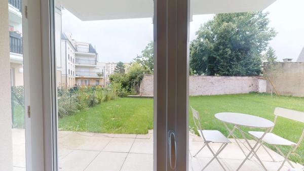 Location Appartement 3 pièces 64 m2 à Le Plessis-Trévise