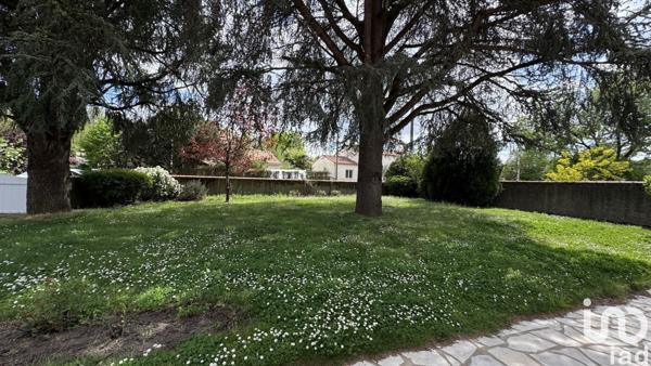 Maison 5 pièces de 145 m² à Haute-Goulaine (44115)