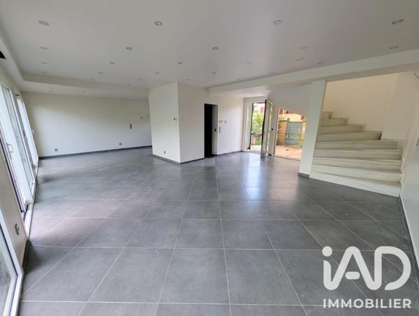 Location maison 5 pièces 121 m² Ézanville