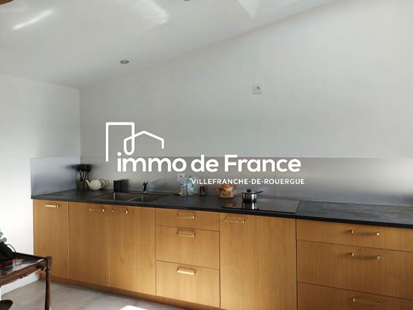 Maison de hameau rénovée 89m²,  3 chambres et terrain de 790m²