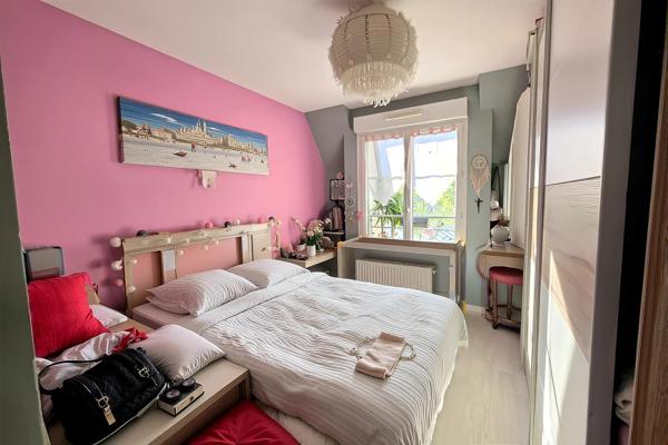 Appartement de 3 pièces au 2éme et dernier étage.