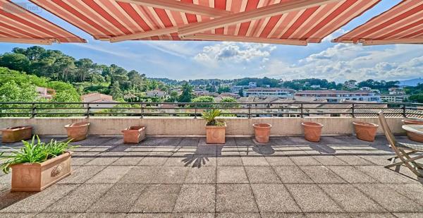 Achat - Appartement Mougins 06250 5 pièces 139 m 2 5000 m 2