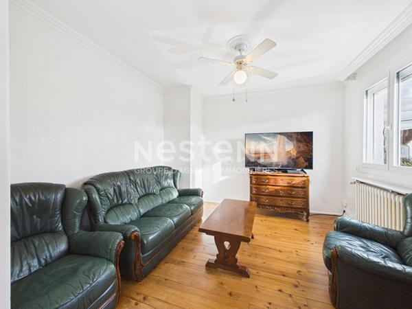 A vendre à Naucelles, sur terrain de 650 m², maison de type 6 d'une surface de 126 m²