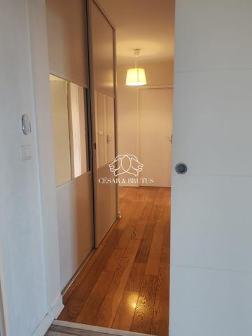 VILLEURBANNE/MONCHAT – GRAND T4 110 M² RÉNOVÉ, CALME, BALCON ET TRAM À PROXIMITÉ
