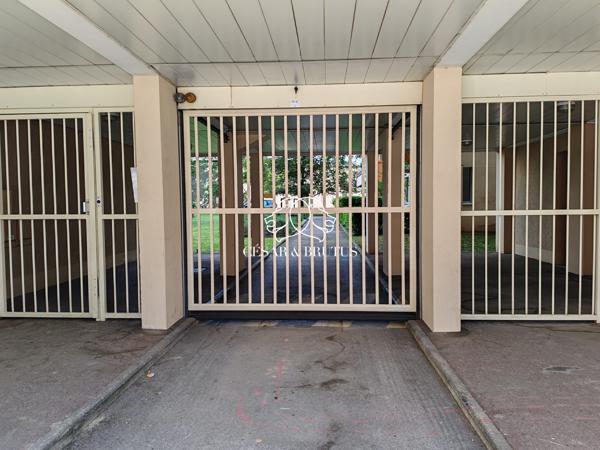 VILLEURBANNE/MONCHAT – GRAND T4 110 M² RÉNOVÉ, CALME, BALCON ET TRAM À PROXIMITÉ