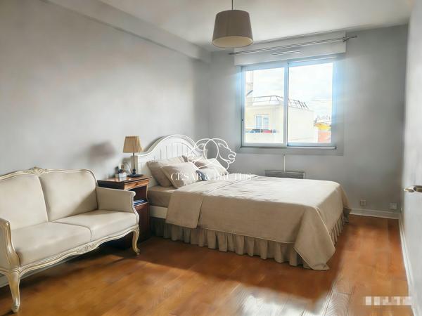 VILLEURBANNE/MONCHAT – GRAND T4 110 M² RÉNOVÉ, CALME, BALCON ET TRAM À PROXIMITÉ