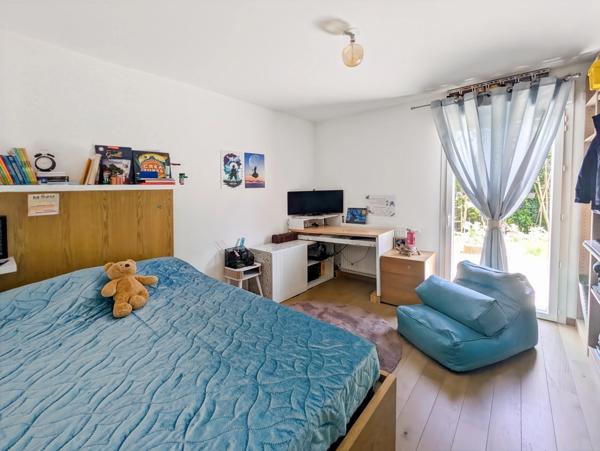 Dpt Haute Savoie (74), à vendre ANNEMASSE - Haut de gamme - Appartement T4 de 84 m² avec terrasse et jardin de 183 m2