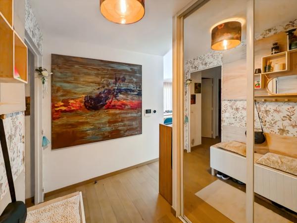 Dpt Haute Savoie (74), à vendre ANNEMASSE - Haut de gamme - Appartement T4 de 84 m² avec terrasse et jardin de 183 m2