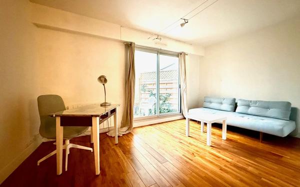 Appartement à vendre    1 pièce • 36 m2 Paris 19