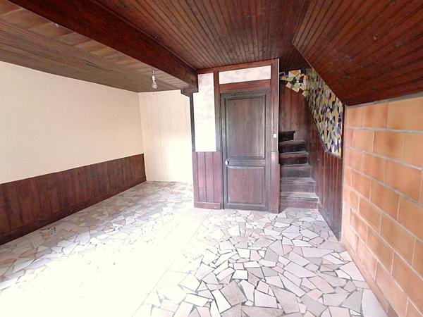 A 15 MINUTES DE POITIERS