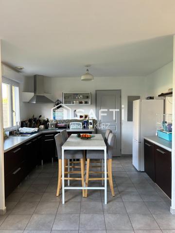 Pavillon individuel quartier résidentiel jardin