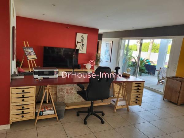 Maison à louer 5 pièces de 200 m²