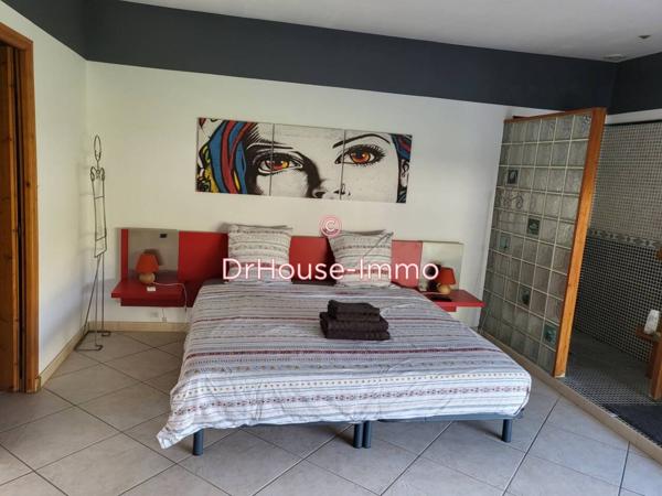 Maison à louer 5 pièces de 200 m²