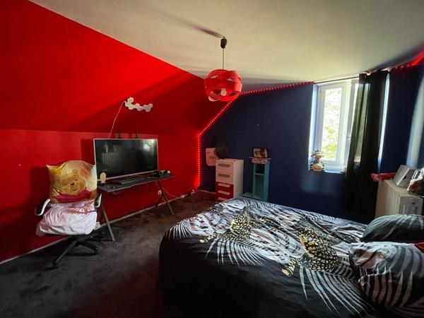 EN VENTE - NEVERS - MAISON 3 Chambres et bureau terrain